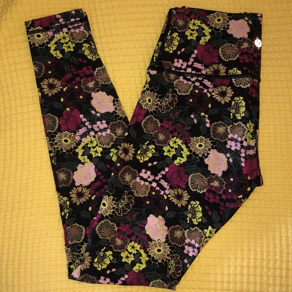 Lululemon 27” Floral Print Leggings - Picture 1 of 3